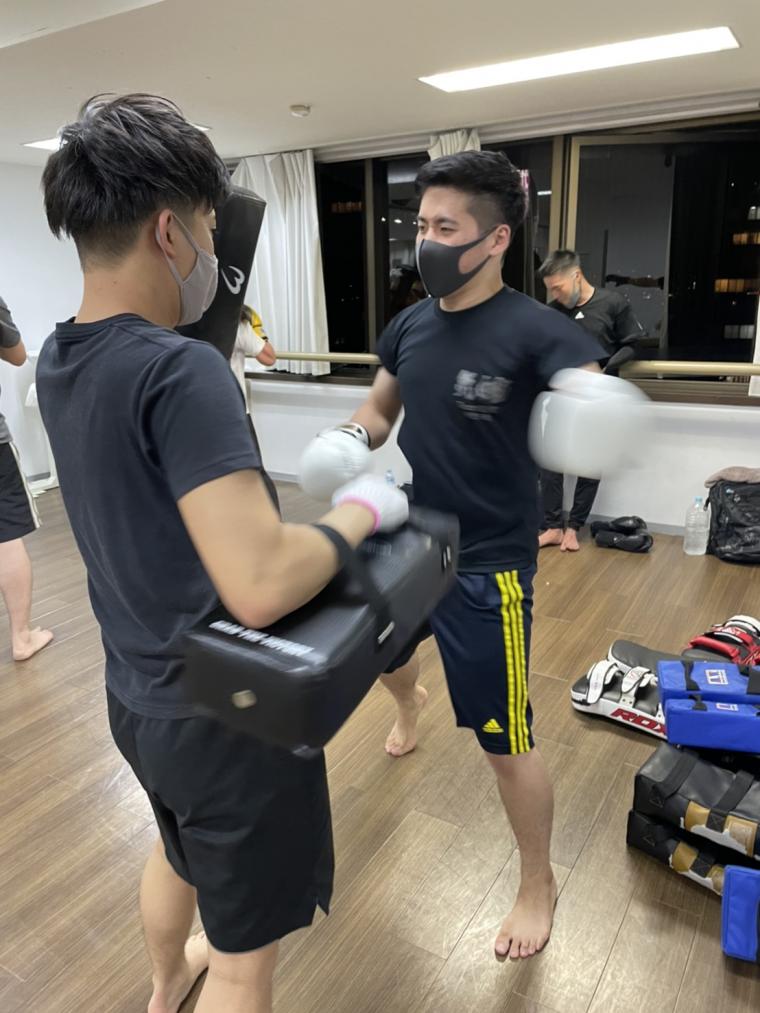 フックを打つ瞬間！